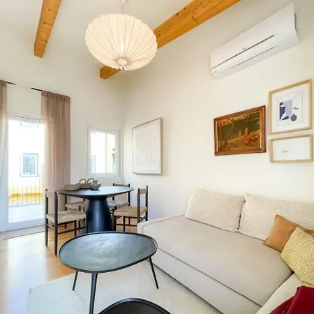 Apartmán Likeathome With Swimming Pool! *